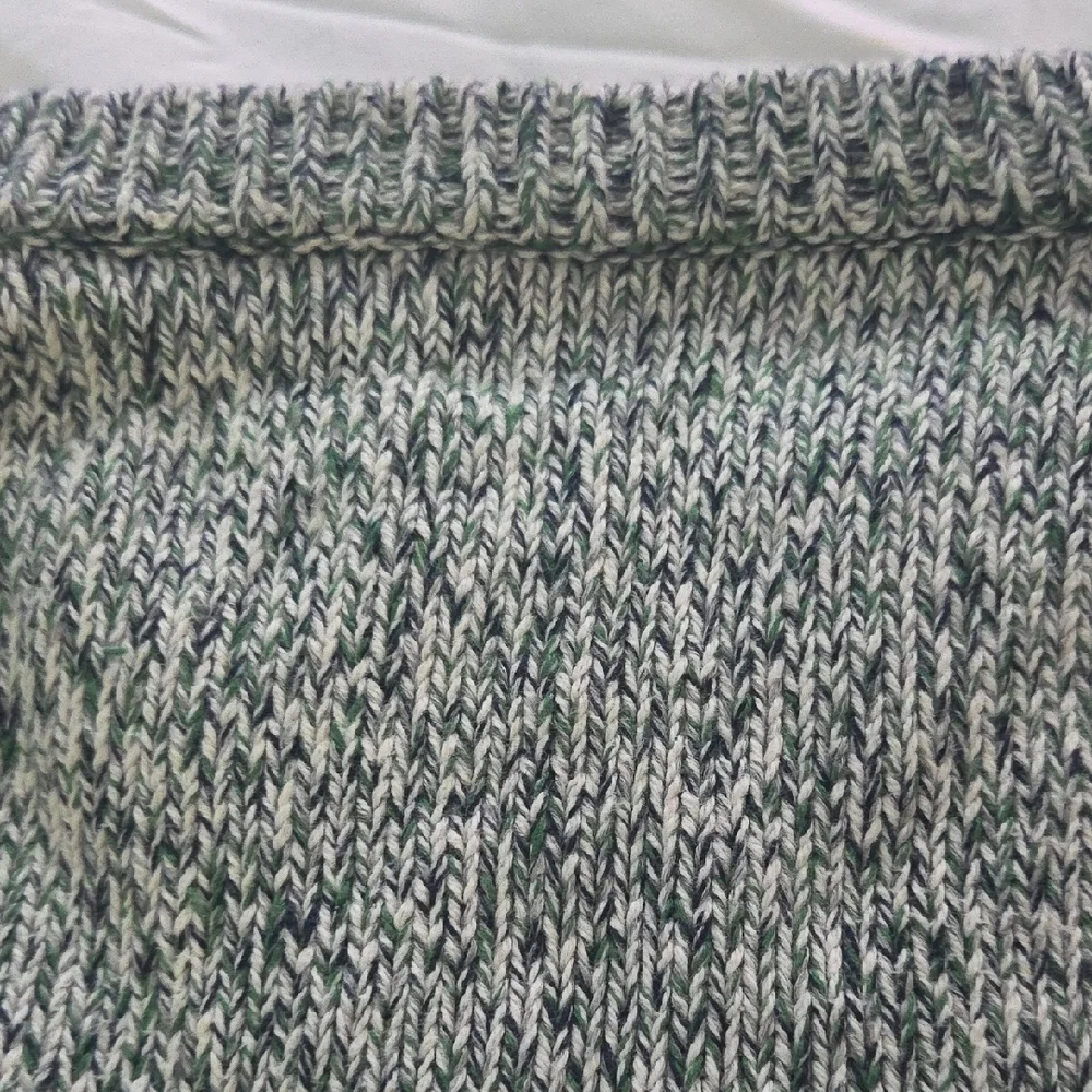 J. Crew Green and White Crewneck Sweater - Picture 8 of 10